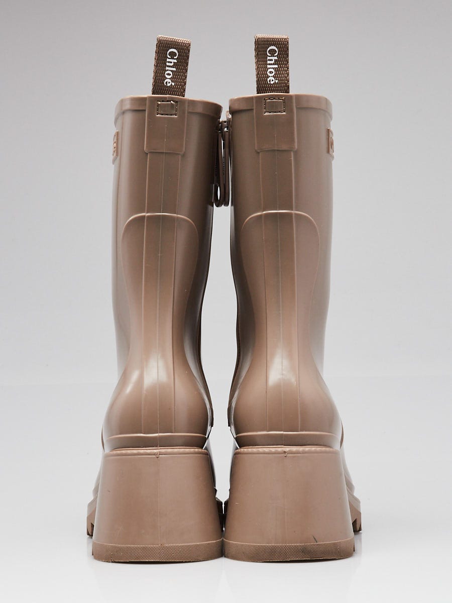 Chloe Dark Greige Rubber Betty Rain Boots Size 5.5/36 | Yoogi's Closet