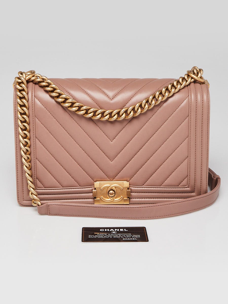 a-chan　0819 Chanel Beige Chevron Quilted Lambskin Leather New Medium Boy