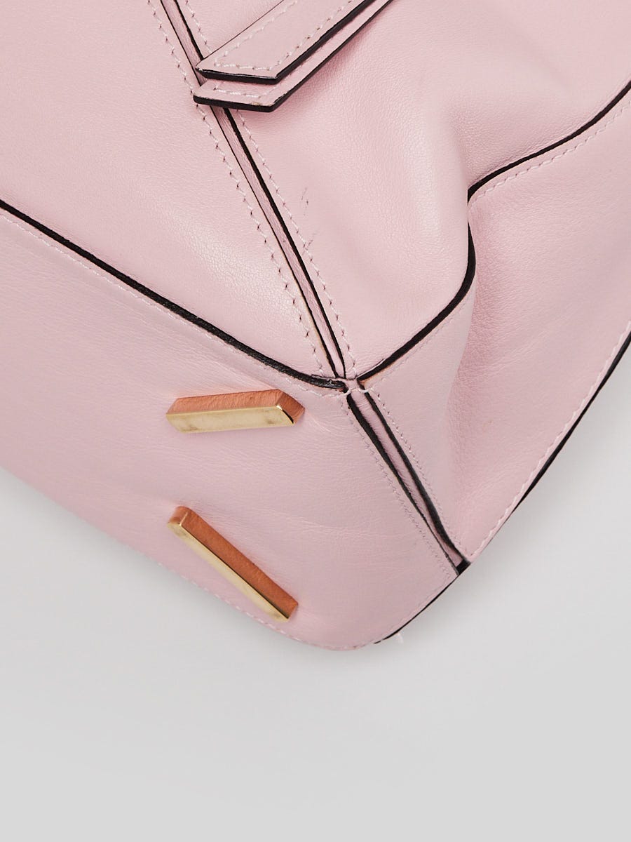 Loewe Soft Pink Grained Calfskin Leather Medium Puzzle Bag Loewe Soft Pink Grained Calfskin Leather Medium Puzzle Bag
