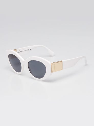 Burberry White Acetate Oversized Sunglasses - B4361