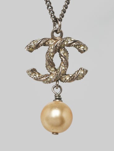 Chanel Silver Metal Chain and Faux Pearl CC Drop Necklace