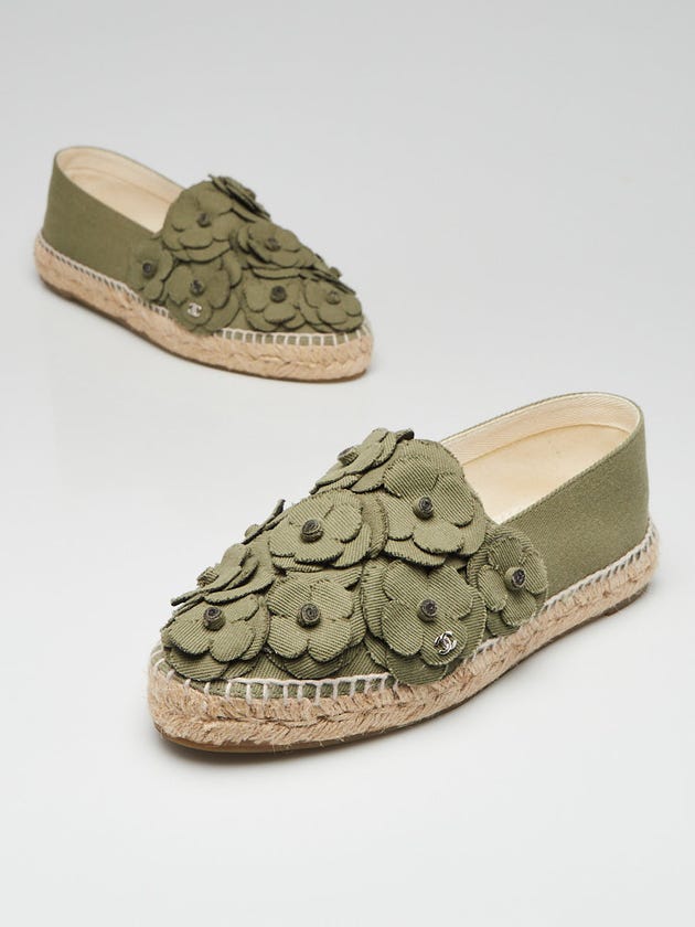Chanel Khaki Canvas Camellia Flower Espadrille Flats Size 7.8/38