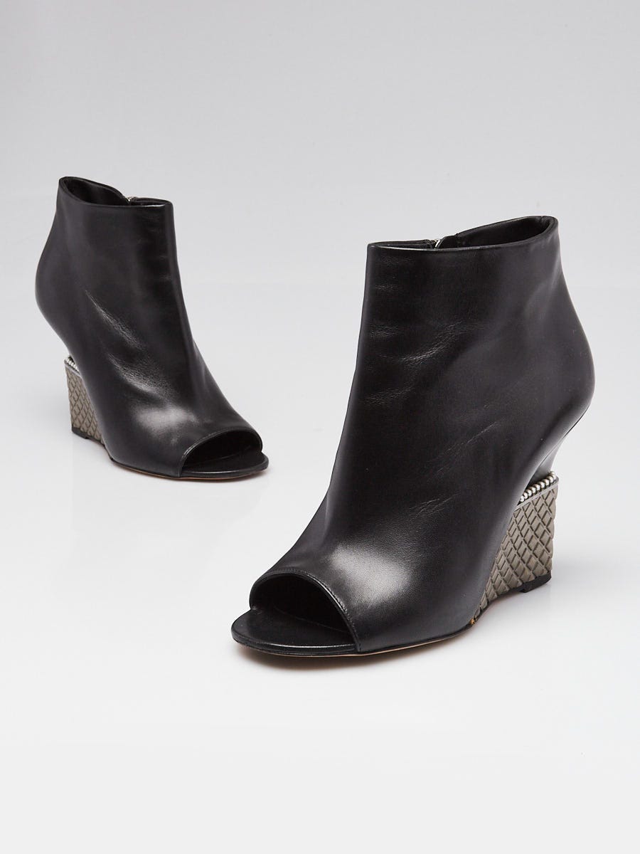 Chanel Black Lambskin Leather Peep Toe Pearl Zip Ankle Wedge Booties Size 7/37.5