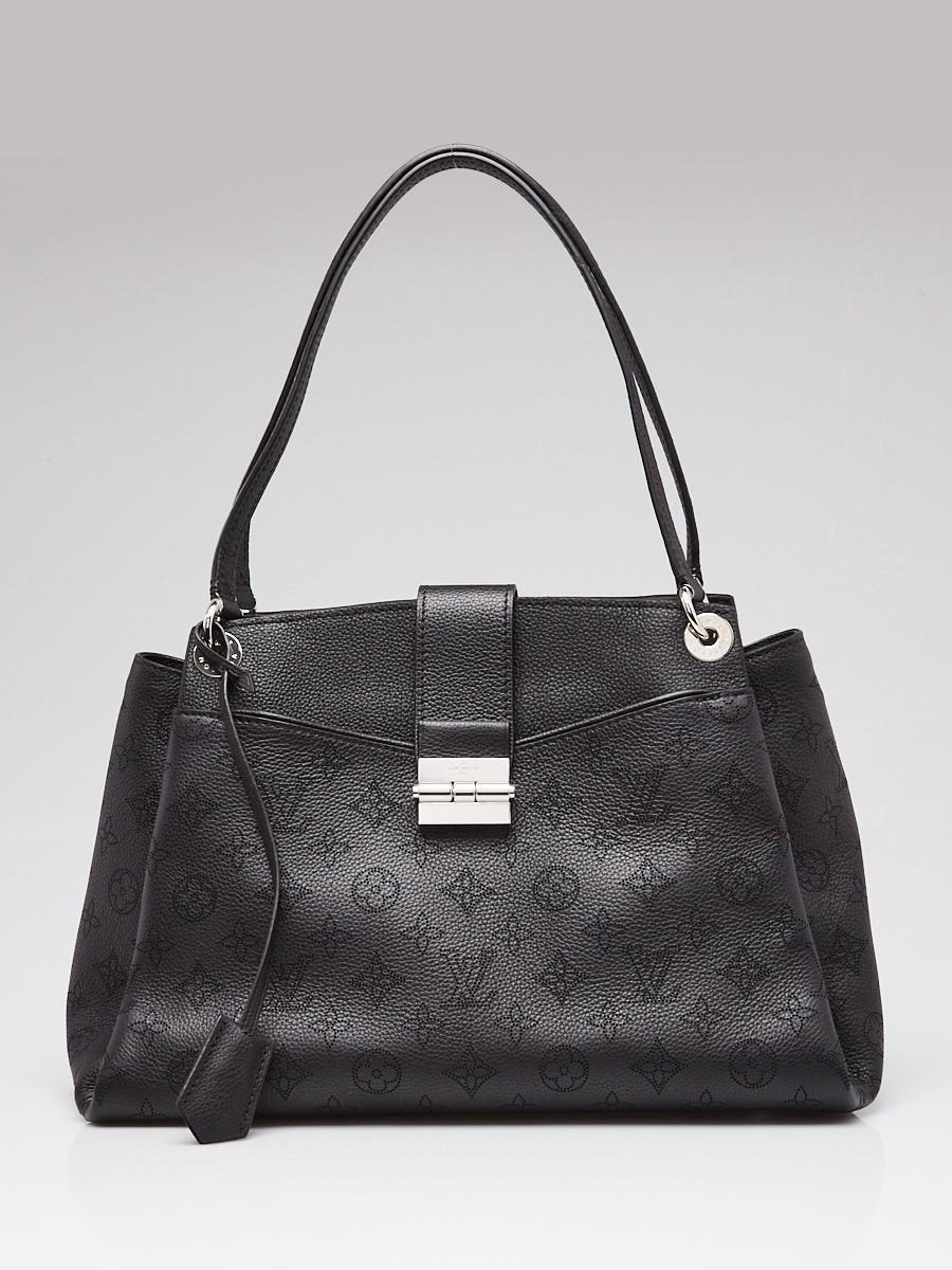 Louis Vuitton Black Mahina Leather Sevres Bag