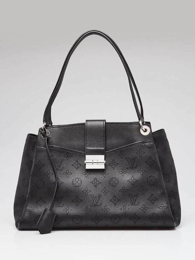 Louis Vuitton Black Mahina Leather Sevres Bag