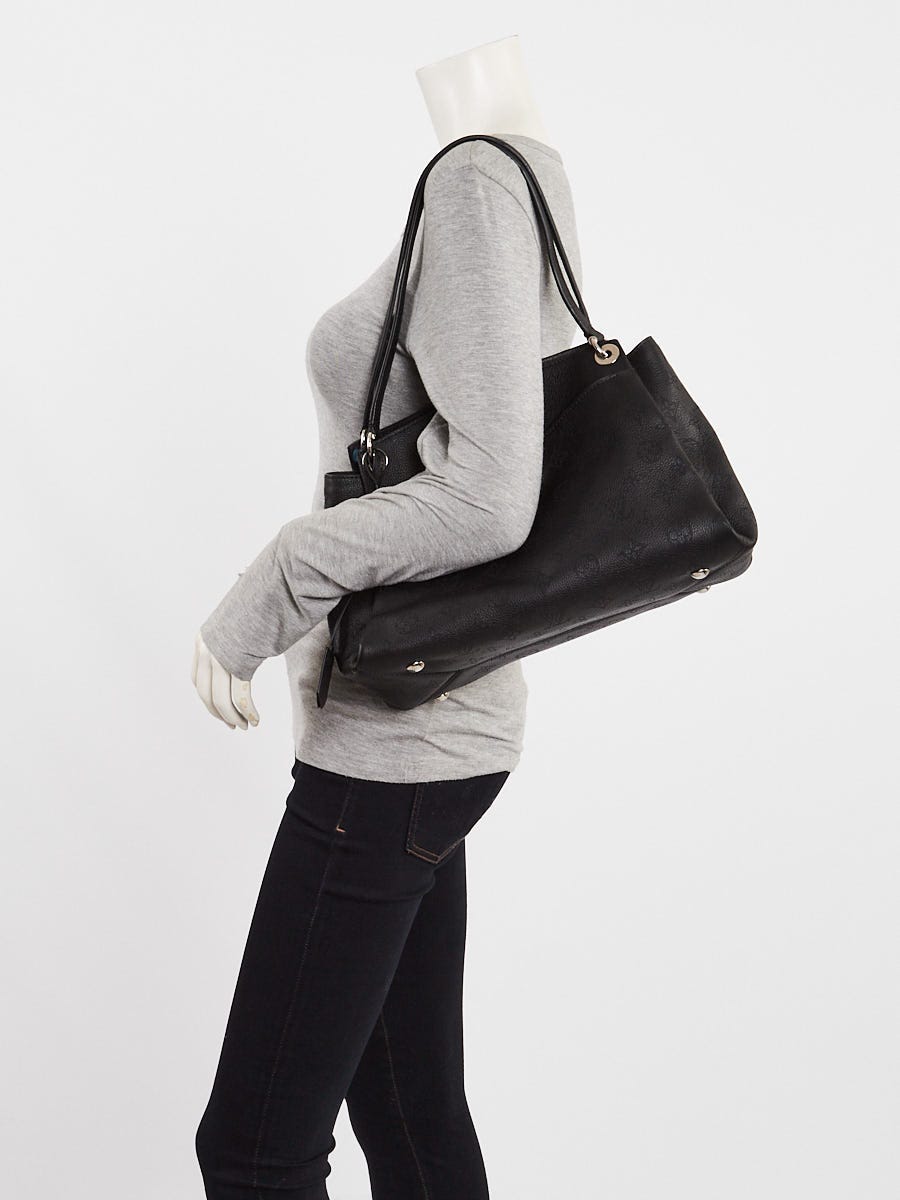 Louis Vuitton Black Mahina Leather Sevres Bag
