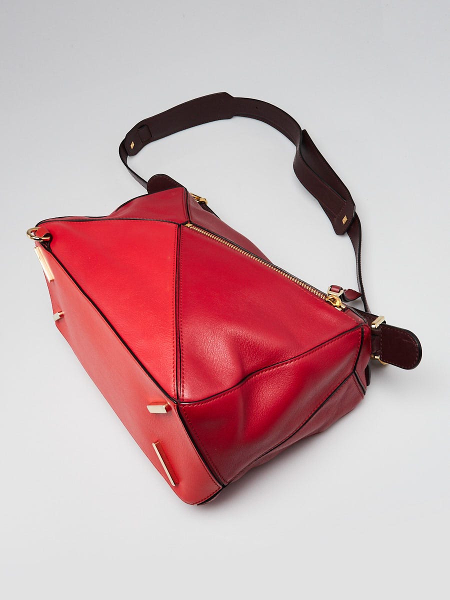 LOEWE 赤 ケース Loewe Red Grained Calfskin Leather Medium Puzzle Bag | Yoogi's Closet