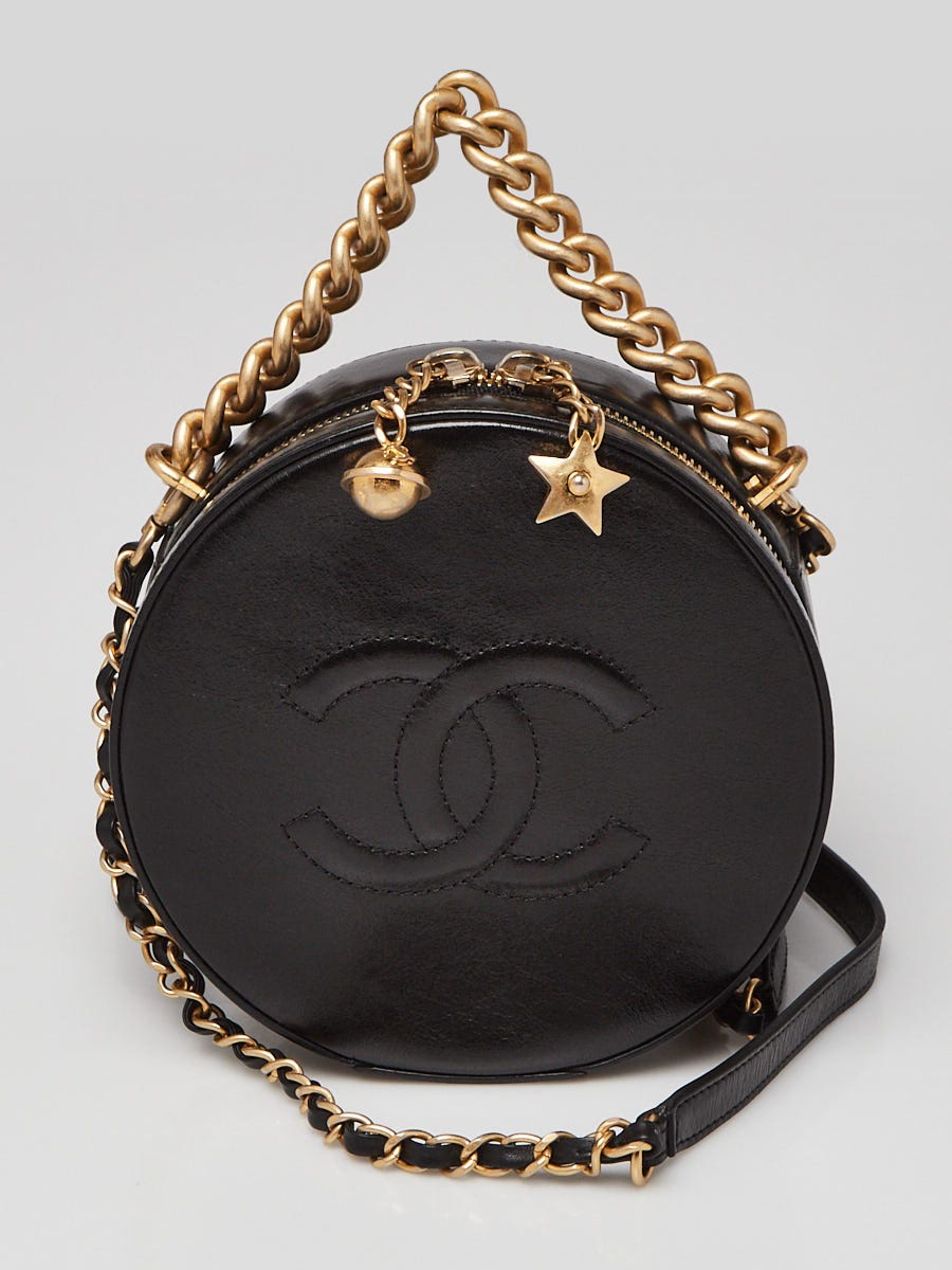 chanel vintage round マトラッセ Chanel Black Calfskin Leather Round As Earth Bag | Yoogi's Closet
