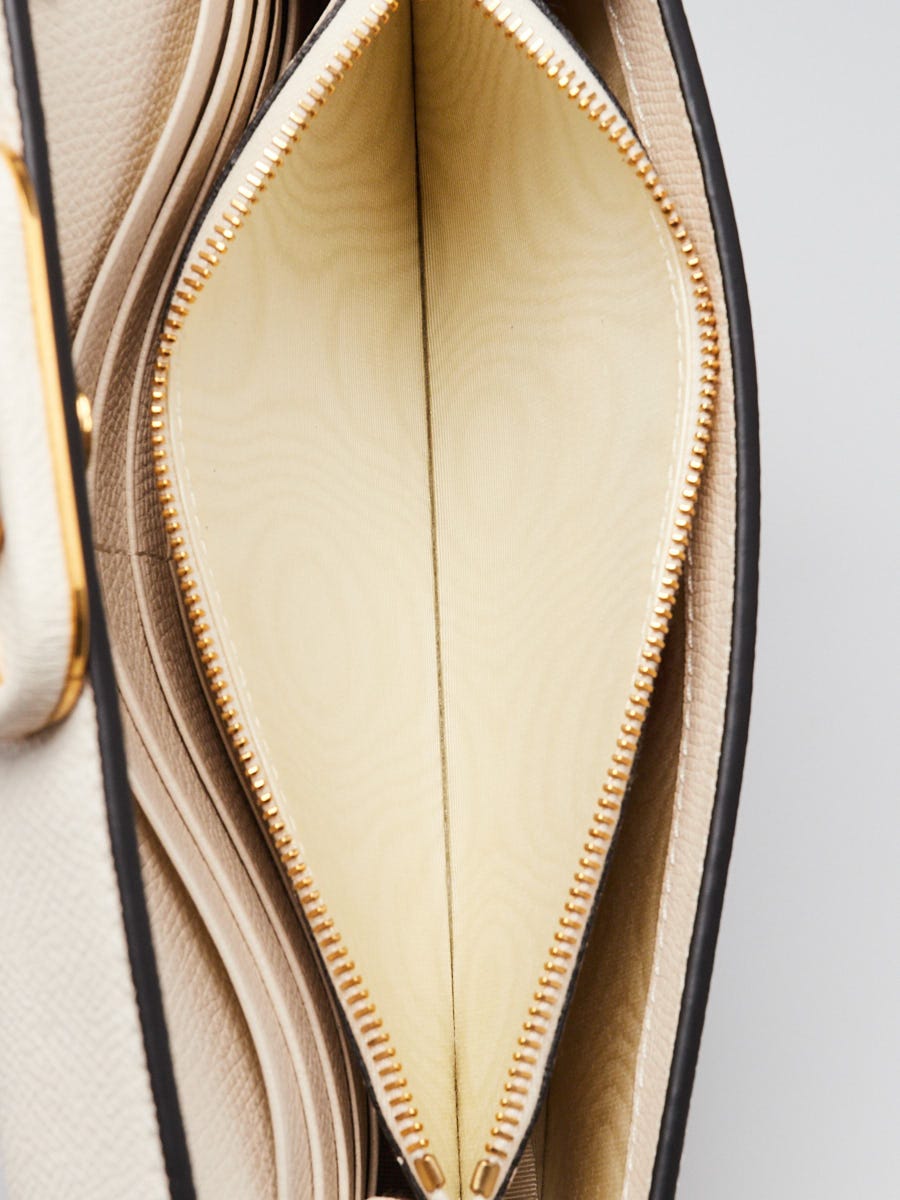 Valentino White Pebbled Leather VLogo Wallet On Chain Bag