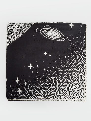 Hermes 140cm Noir/Blanc Cashmere 'Clair de Lune' Print Shawl Scarf