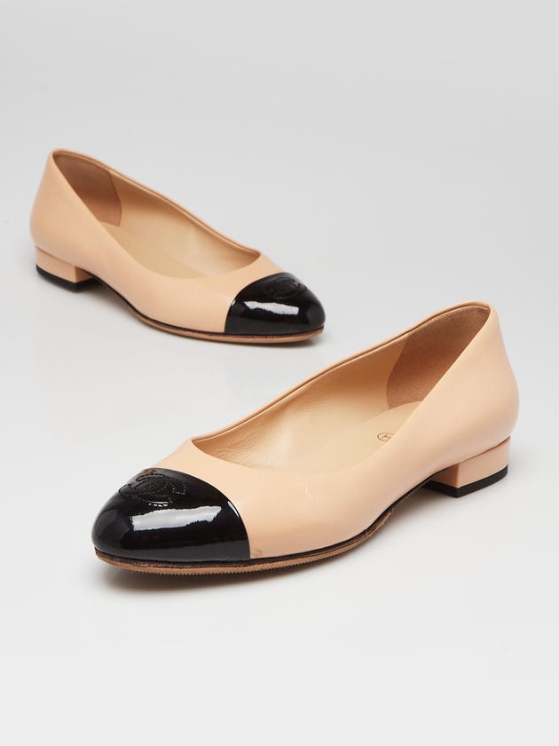 Chanel Beige/Black Leather CC Cap Toe Flats Size 5.5/36
