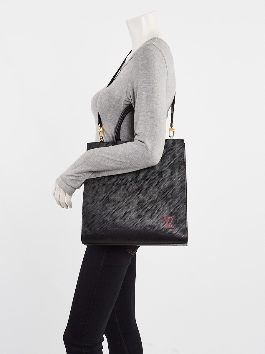 Louis Vuitton ブラック バケットバッグ. LOUIS VUITTON - Black Epi Leather Bucket Bag – Camellia Vintage Tokyo