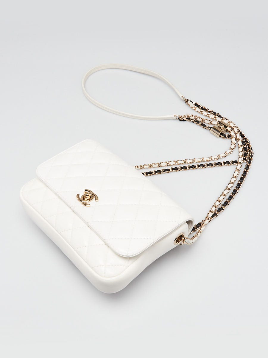 CHANEL ホワイト ボディバッグ Chanel White/Black Quilted Lambskin Leather Double Side Pack