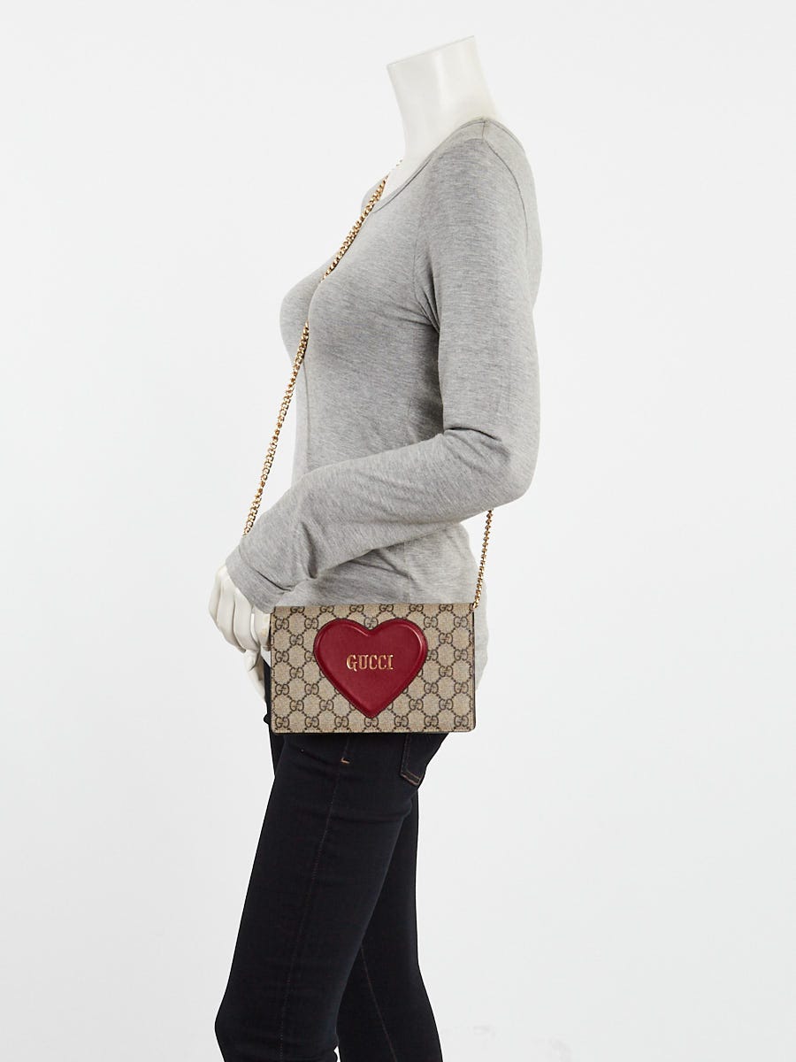 Gucci Beige/Ebony Supreme Canvas Valentine's Day Wallet On Chain
