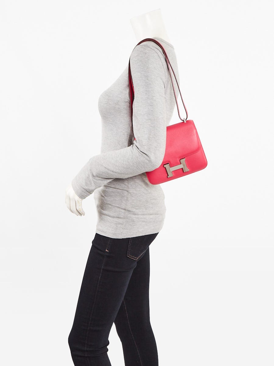 Hermes 18cm Rose Extreme Swift Leather Palladium Plated Constance Bag