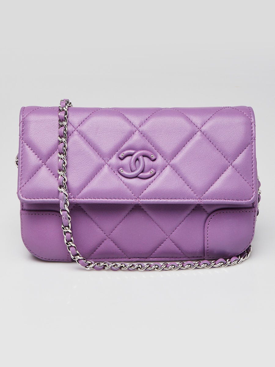 Chanel クラッチバッグ 紫 ファー シャネル 24P フラップバッグ ハート型ボールチェーン パープル