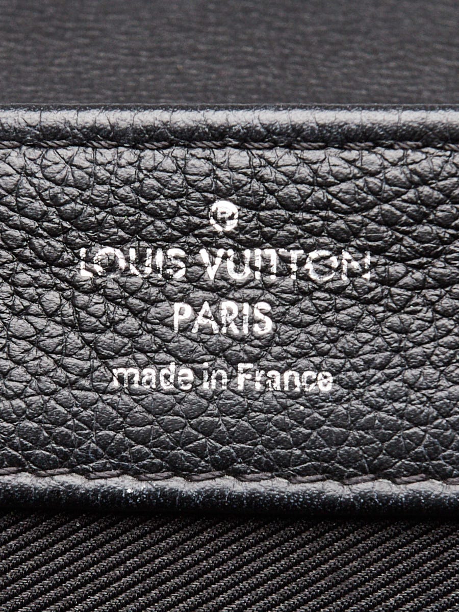 Louis Vuitton Black Pebbled Leather Lockme II BB | Yoogi's Closet