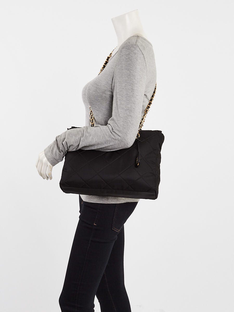 Prada Black Quilted Re-Nylon Red-Edition 1995 Chain Shoulder Bag