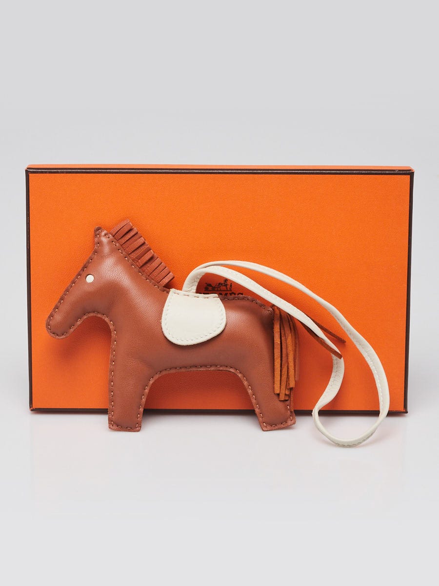 Hermes Gold/Craie Milo Lambskin GriGri Rodeo Horse MM Bag Charm