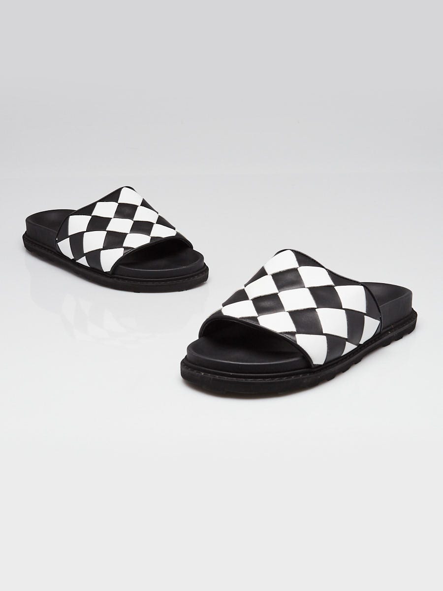 Bottega Veneta Black/White Woven Leather Flat Slides Size 10.5/41