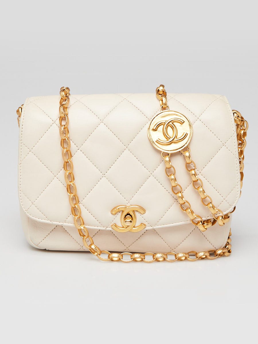 【めいちゃんママさん専用】CHANEL ホワイト　ゴールド Chanel White Quilted Lambskin Leather Small CC Coin Flap Bag