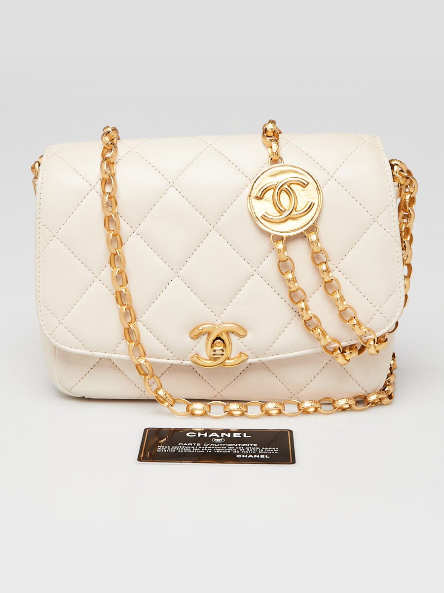 【めいちゃんママさん専用】CHANEL ホワイト　ゴールド Chanel White Quilted Lambskin Leather Small CC Coin Flap Bag