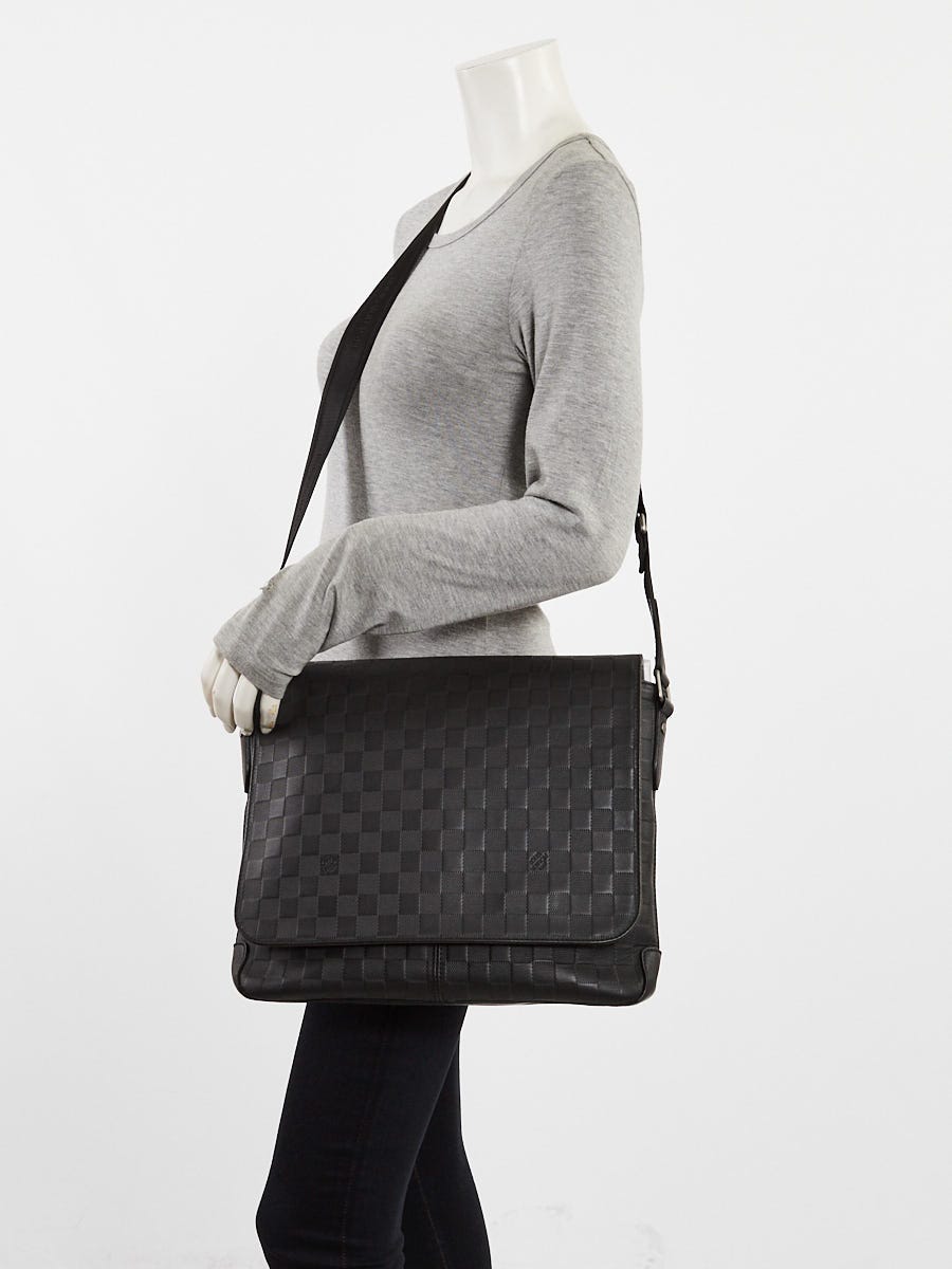 Louis Vuitton Black Damier Infini Leather District MM Bag