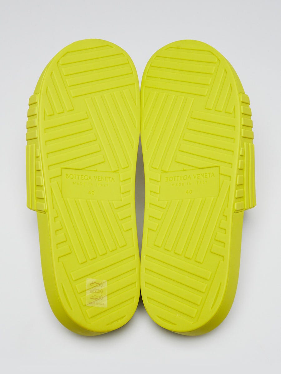 Bottega Veneta Lime Green Quilted Rubber Slide Sandals Size 9.5/40