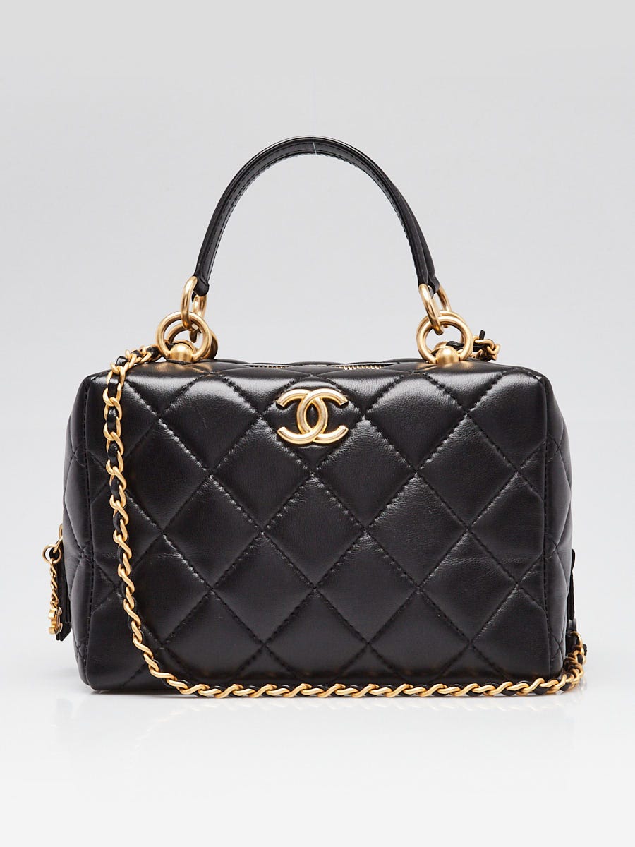 CHANEL 　キルティングミニバッグ Chanel Black Quilted Lambskin Leather Mini Bowling Bag | Yoogi's