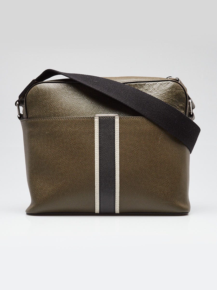 Louis Vuitton PPM Taiga メッセンジャー Louis Vuitton Steppe Taiga Leather Striped Anton PM Messenger Bag