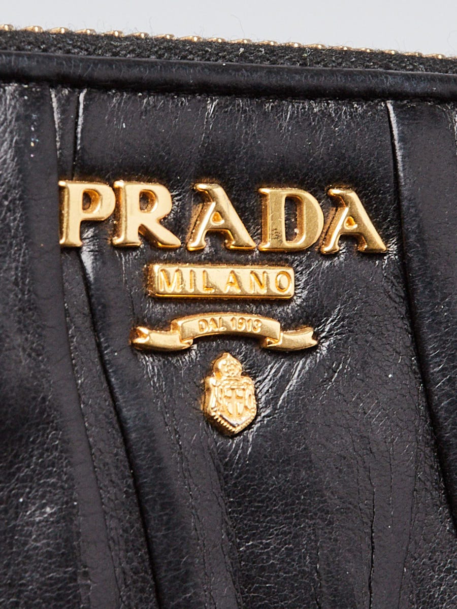 Prada Black Nappa Gauffre Leather Compact Zippy Wallet 1M1157