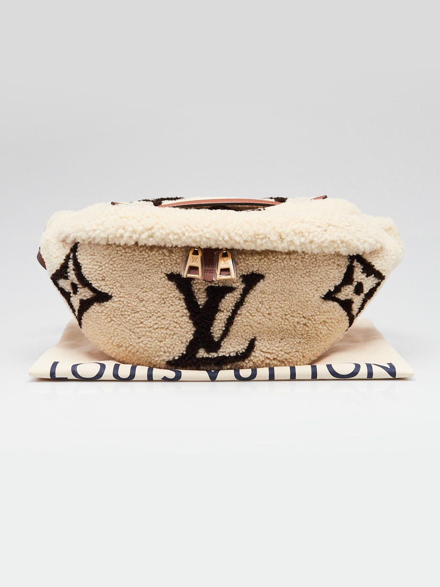 Louis Vuitton Creme/Chocolate Giant Monogram Shearling Bumbag