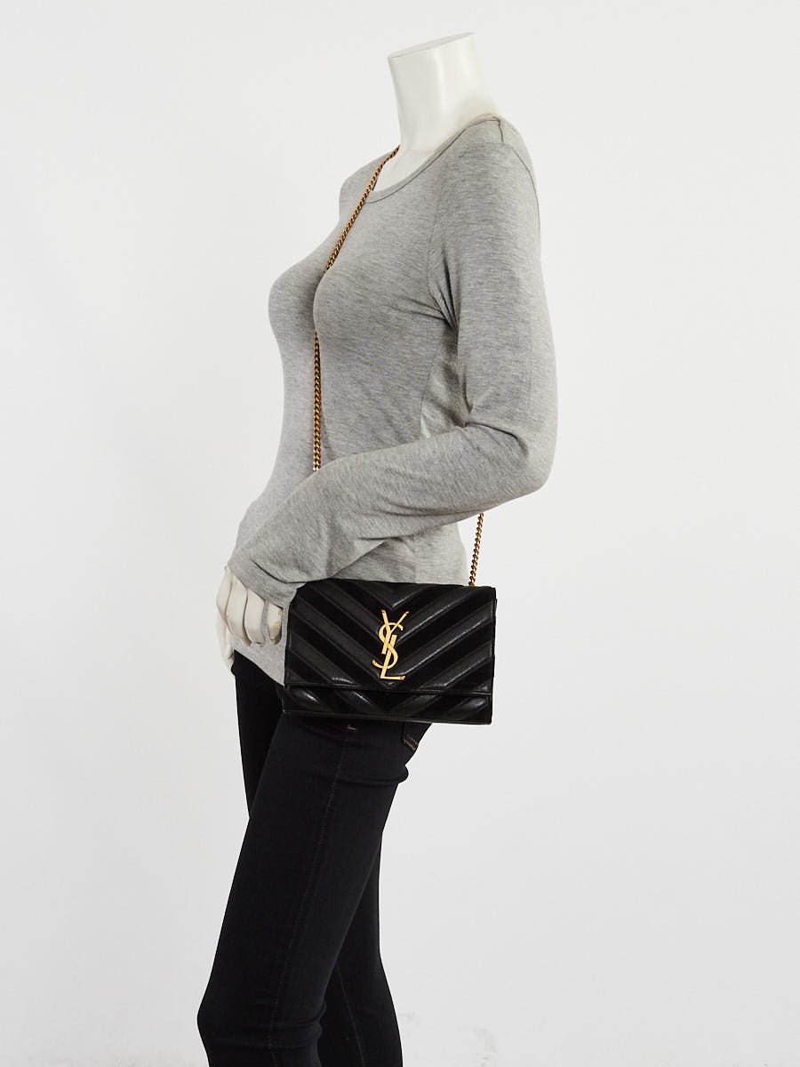 saint laurent ゼブラ柄 ボディバッグ yokosquad y2k Yves Saint Laurent Black Quilted Suede and Leather Kate Flap Bag