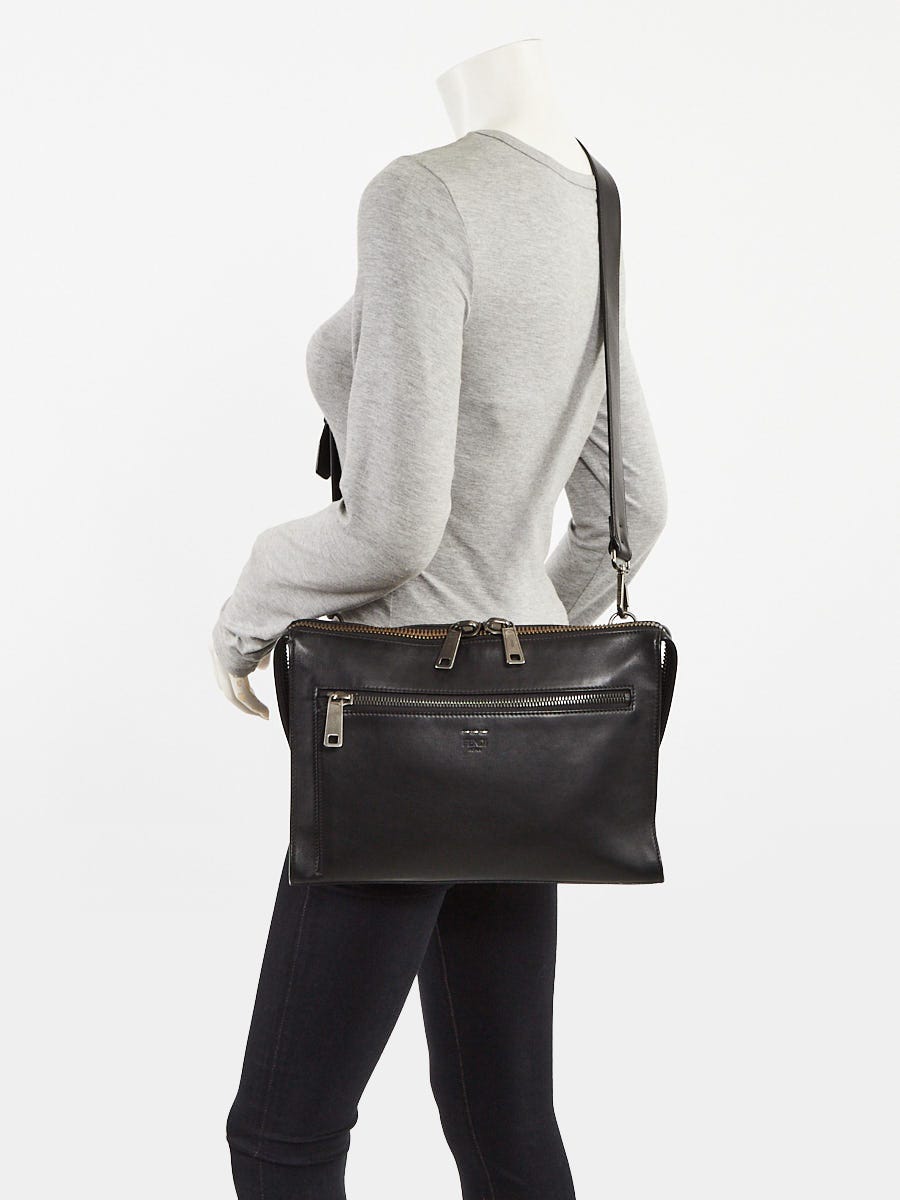 Fendi Black Vitello Grace Messenger Bag 7VA407
