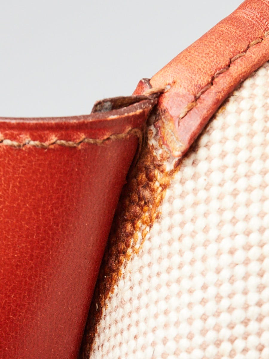 Hermes Brown Courchevel Leather Jige PM Clutch Bag | Yoogi's Closet