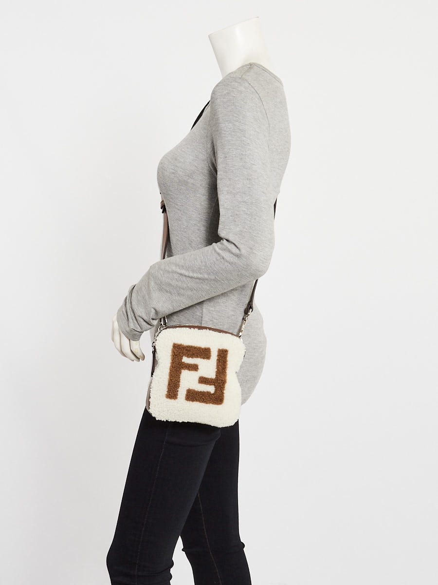 Fendi White Shearling Toast Bag 7AS311 | Yoogi's Closet
