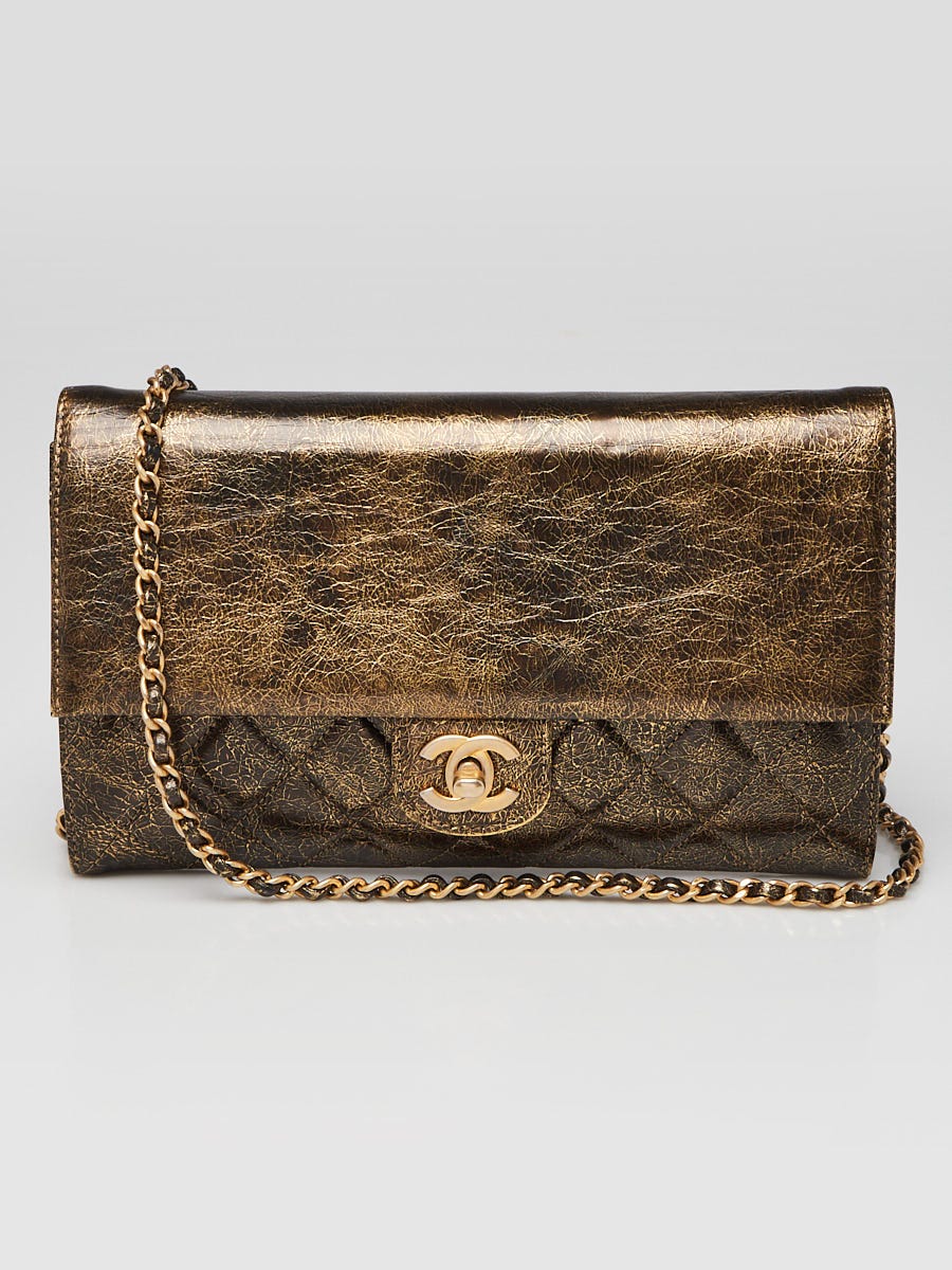 Chanel Gold/Black Leather Paris-Cosmopolite Zip Away Chain Clutch
