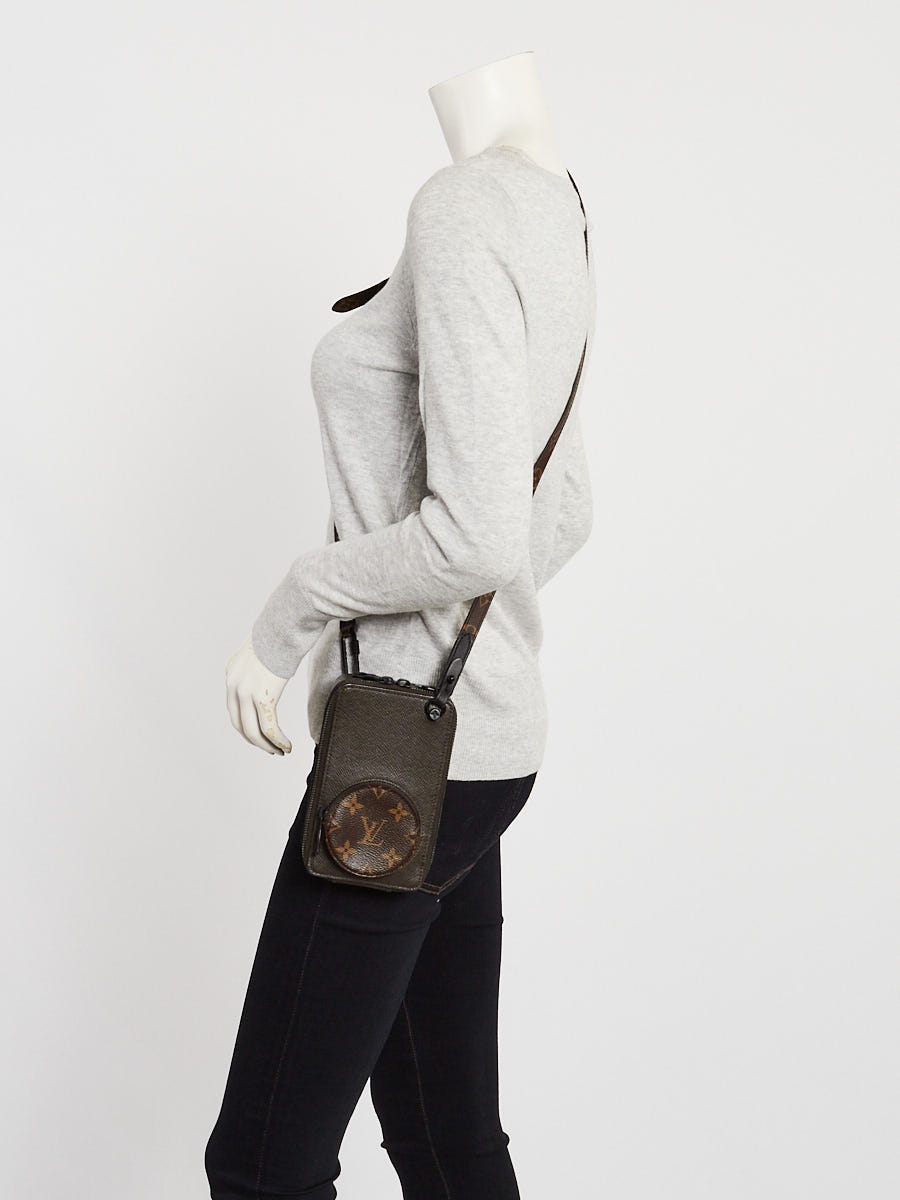 Louis Vuitton Taiga Leather Monogram Canvas Phone Box Bag