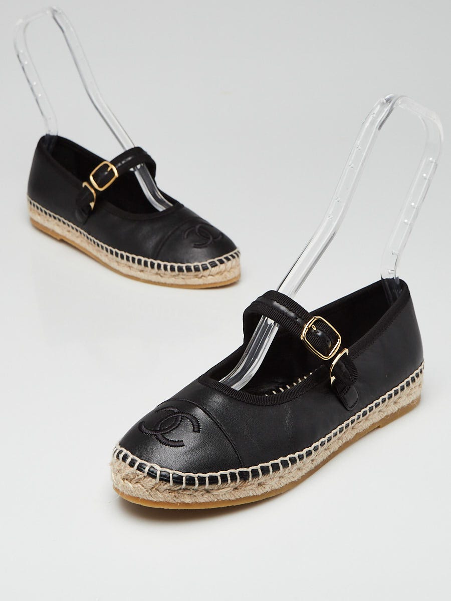 CHANEL フラットシューズ 37.5 Chanel Black Lambskin Leather CC Espadrille Mary Jane Flats Size