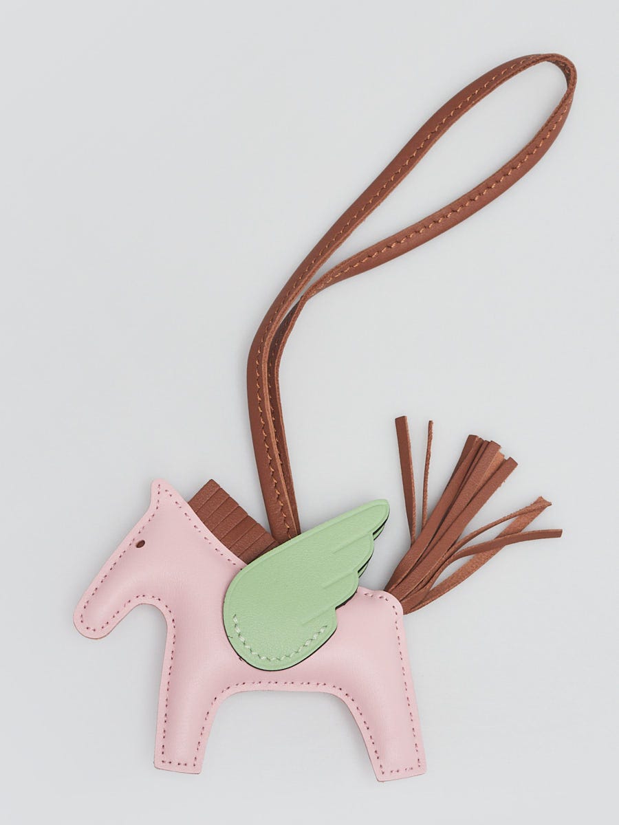 Hermes Rose Sakura/Gold/Vert Criquet Milo Lambskin Leather Pegase