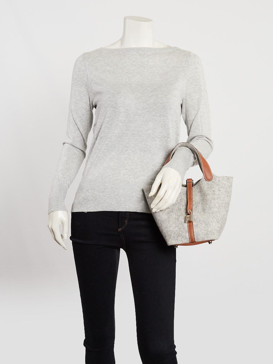 Hermes 18cm Gris Clair Feutre Wool and Gold Swift Palladium Plated
