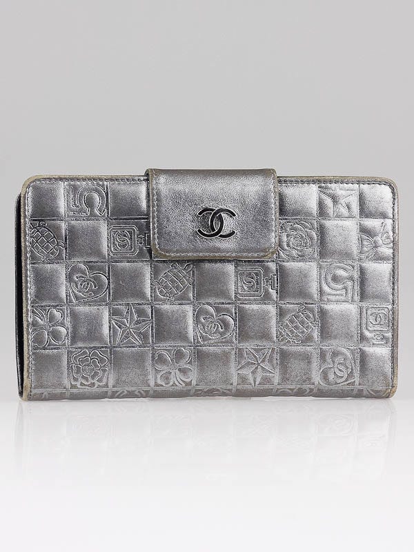 Chanel Metallic Silver Quilted Lambskin Leather Lucky Symbols Wallet