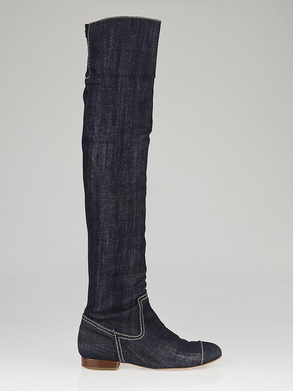 Boot Fashion: Leah De Wavrin in Chanel Thigh High Boots. L