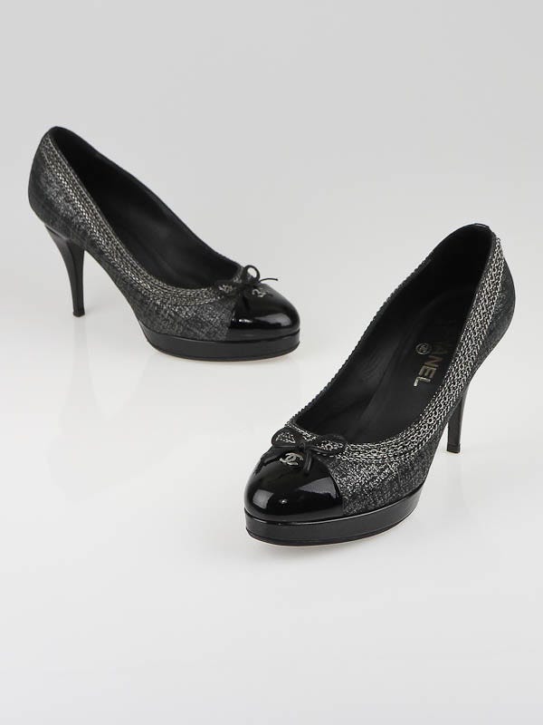 Chanel Dark Silver/Black Fabric Chain Patent Leather Cap Toe CC Pumps Size 9/39.5
