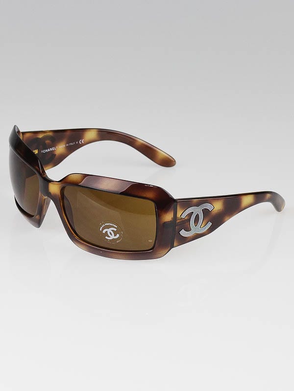 Chanel Brown Frame CC Mother-of-Pearl Sunglasses - 5076 - Yoogi's Closet