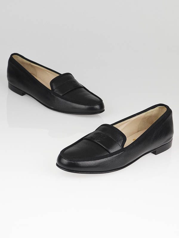 Chanel Black Leather CC Logo Loafers Size 8/38.5
