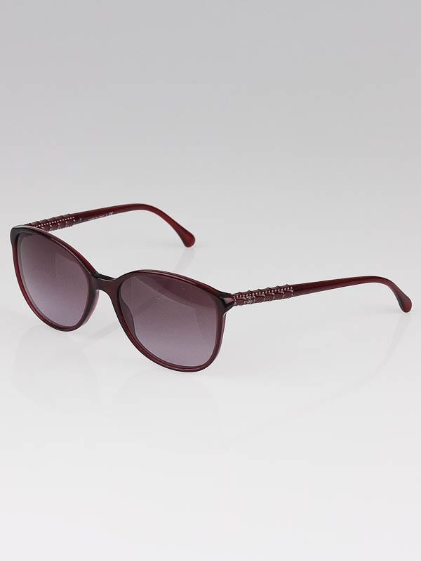 Chanel Red Frame CC Logo Cat-Eye Sunglasses-5207 | Yoogi display picture 1