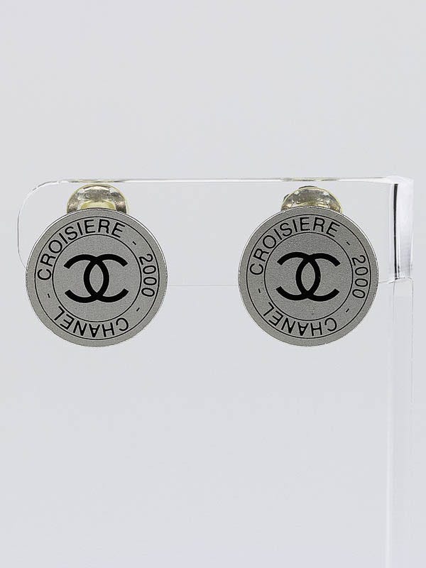 Chanel Silver Metal Cruise CC Logo Disc Clip-on Earrings