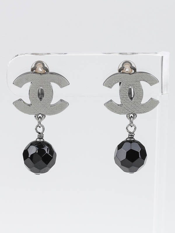 Chanel Silver/Black Quilted CC Drop Clip-On Earrings