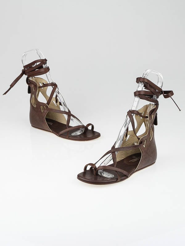 Chanel Brown Leather Flat Gladiator Sandals Size 4.5/35